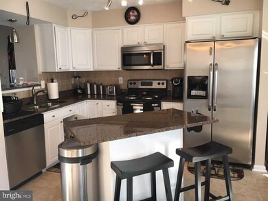 20 Tamers Ct, Windsor Mill, MD 21244 - photo 5