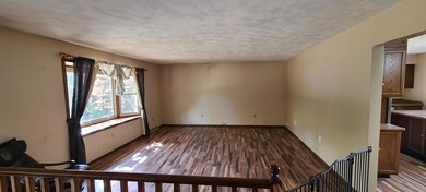 2226 E Apache Ln, Vincennes, IN 47591 - photo 3