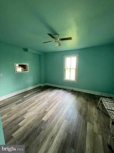 215 Massie Farm Ln, Edinburg, VA 22824 - photo 5