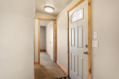 003. Entry View