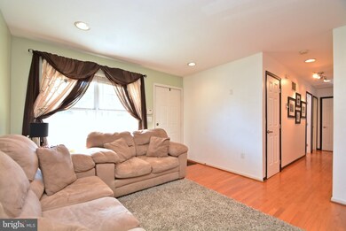 16 Macintosh Ct, Middle River, MD 21220 - photo 7