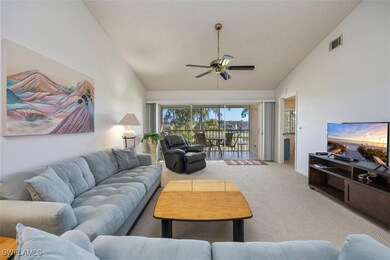 5975 Bloomfield Cir unit 302, Naples, FL 34112 - photo 3