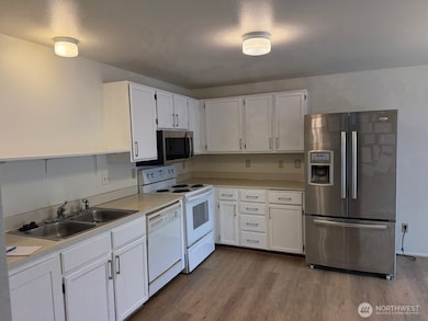 8716 8th Ave W unit D, Everett, WA 98204 - photo 5