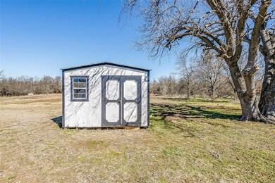 414 Pine St, Millsap, TX 76066 - photo 6