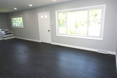 12665 W Glen Flora Ave, Waukegan, IL 60085 - photo 5