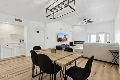 8748 E Vía de Encanto, Scottsdale, AZ 85258 - photo 7