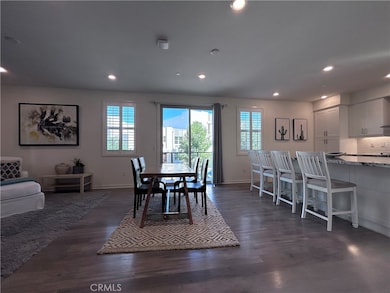 129 Cadence, Irvine, CA 92618 - photo 3