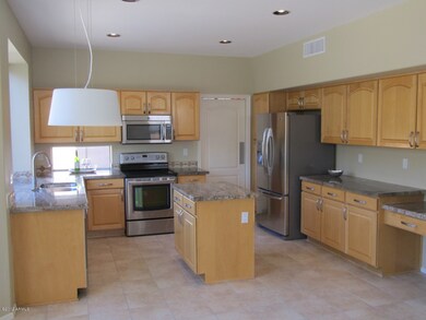 Granite C-tops & New SS Appliances!