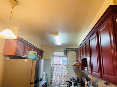 43-36 Robinson St unit 5L, Flushing, NY 11355 - photo 3