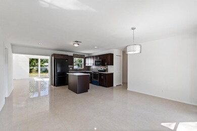 628 Snowden Dr Lake Worth FL-large-003-9