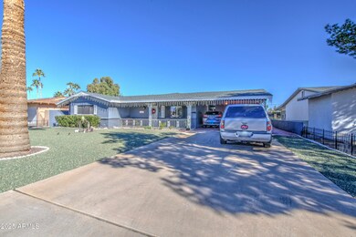 629 S Edgewater Dr, Mesa, AZ 85208 - photo 2