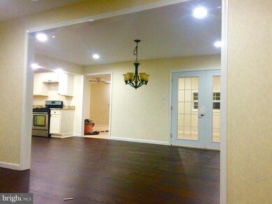 8214 Watersedge Rd, Dundalk, MD 21222 - photo 7