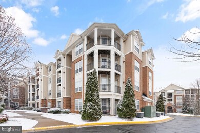 Bryson At Woodland Park unit 401, Herndon, VA 20171 - photo 2