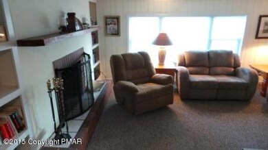 810 Stokes Ave, Stroudsburg, PA 18360 - photo 2