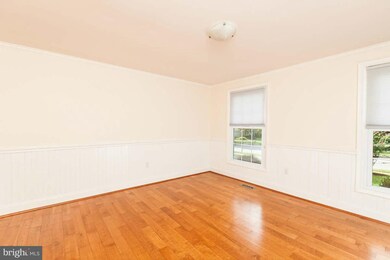 8328 Tally Ho Rd, Lutherville Timonium, MD 21093 - photo 6