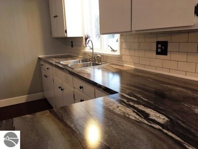 404 Pine St, Elk Rapids, MI 49629 - photo 5