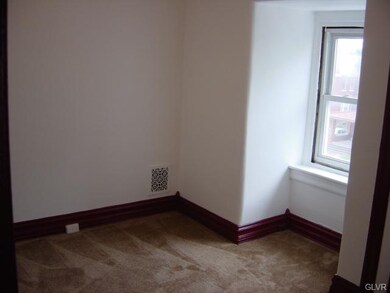 1319 Hamilton St unit 3, Allentown, PA 18102 - photo 4
