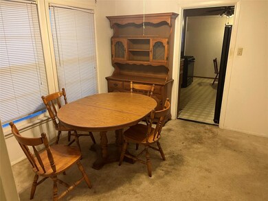 930 Clarice St, Grand Prairie, TX 75051 - photo 5