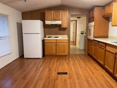 9049 Polan Ln, Soddy-Daisy, TN 37379 - photo 7