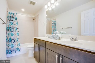 3826 Grafton Ct, Triangle, VA 22172 - photo 5