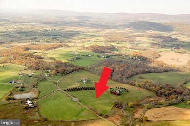 38042 Greenwood Farm Ln, Purcellville, VA 20132 - photo 2