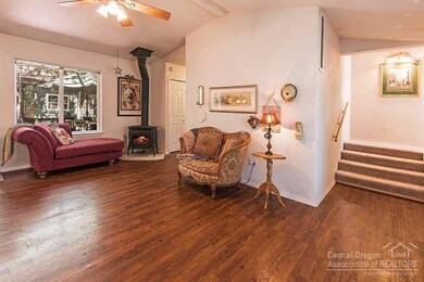 1680 SE Virginia Rd, Bend, OR 97702 - photo 6