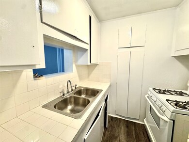 1755 Colquitt St unit 12, Houston, TX 77098 - photo 6