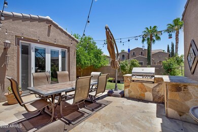 2624 E Honeysuckle Pl-6