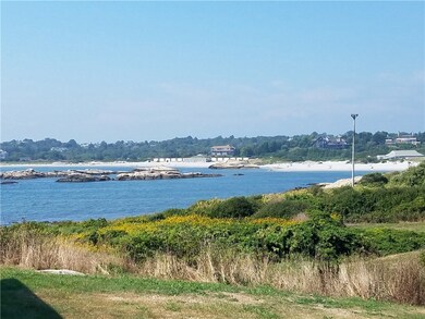 66 Ocean Ave unit Cottage, Newport, RI 02840 - photo 2