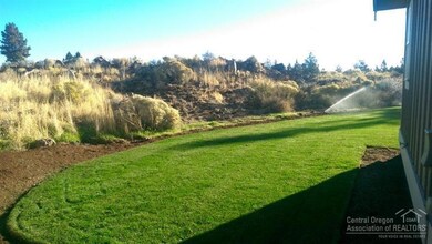 822 NE Hidden Valley Dr unit 1 & 2, Bend, OR 97701 - photo 7