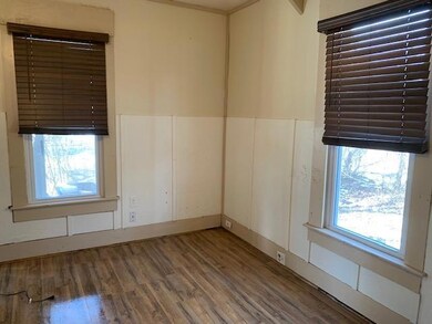 1221 N 20th St, Parsons, KS 67357 - photo 6