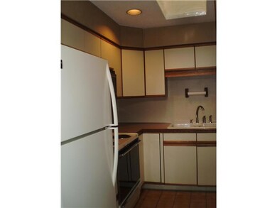 49 Cross Bow Ln, West Warwick, RI 02893 - photo 4