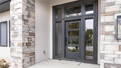 111 Teton Ridge, Lake Winnebago, MO 64034 - photo 2