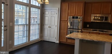 12752 Heron Ridge Dr, Fairfax, VA 22030 - photo 6