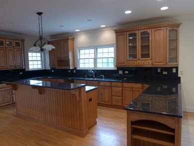 2429 Ravisloe Ln, Homewood, IL 60430 - photo 6