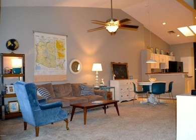 961 E Vaughn Ave, Gilbert, AZ 85234 - photo 2