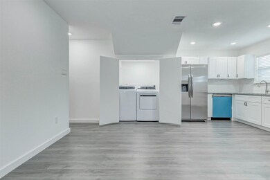 8218 Bigwood St unit A, Houston, TX 77078 - photo 6