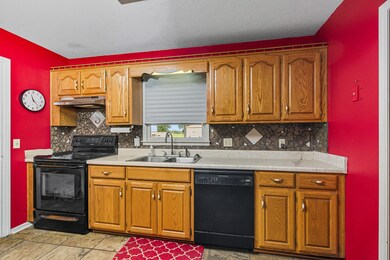 1021 Maple Grove Rd, Lafayette, TN 37083 - photo 7