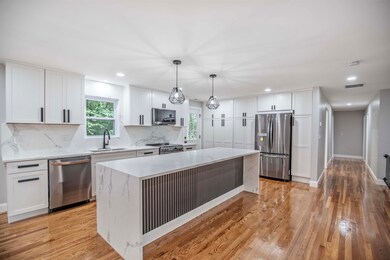 46 Birchwood Cir, Bedford, NH 03110 - photo 2