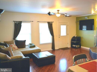 7059 Gresham Ct W, Frederick, MD 21703 - photo 2