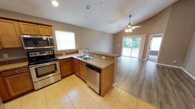 10885 Campus Heights Ln, Jacksonville, FL 32218 - photo 7