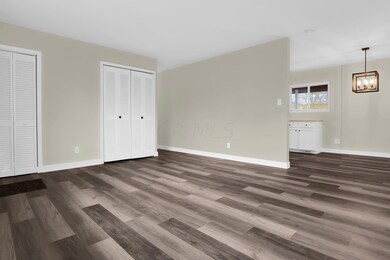 7-web-or-mls-5322-newport-rd