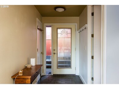 Entrance/Foyer
