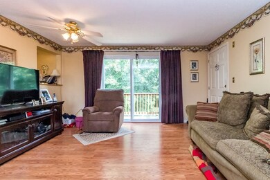 39 Lantern Ln unit 4, Dracut, MA 01826 - photo 3