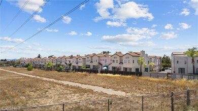 13901 Olive View Ln unit 54, Sylmar, CA 91342 - photo 7