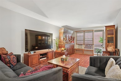 35-50 85th St unit 3D, Jackson Heights, NY 11372 - photo 7