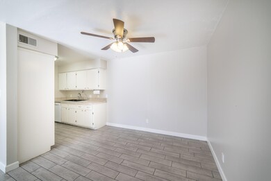 451 W Yucca Ct 02