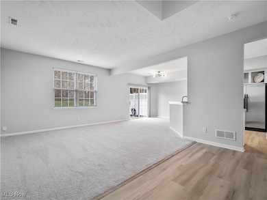 8508 Roxbury Ct, Olmsted Falls, OH 44138 - photo 7