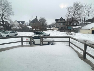 Back Deck/Parking