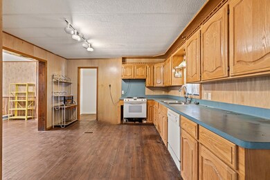 106 Cr 296, Garrison, TX 75965 - photo 4